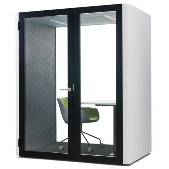 SQUARE PHOTO W POD 3 800x